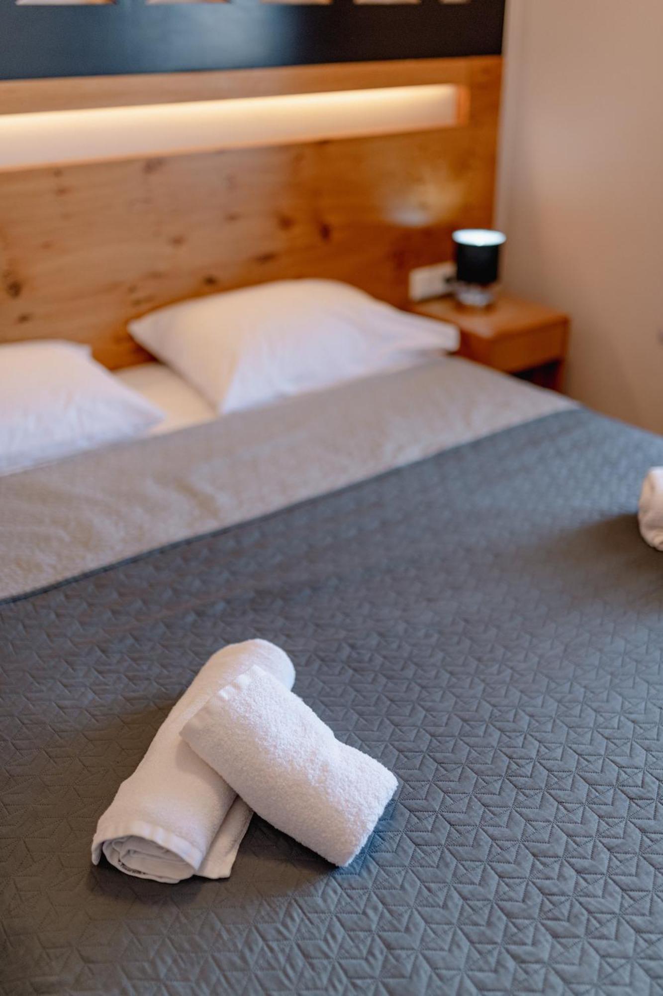 Zama Suites Zakynthos Town Ngoại thất bức ảnh